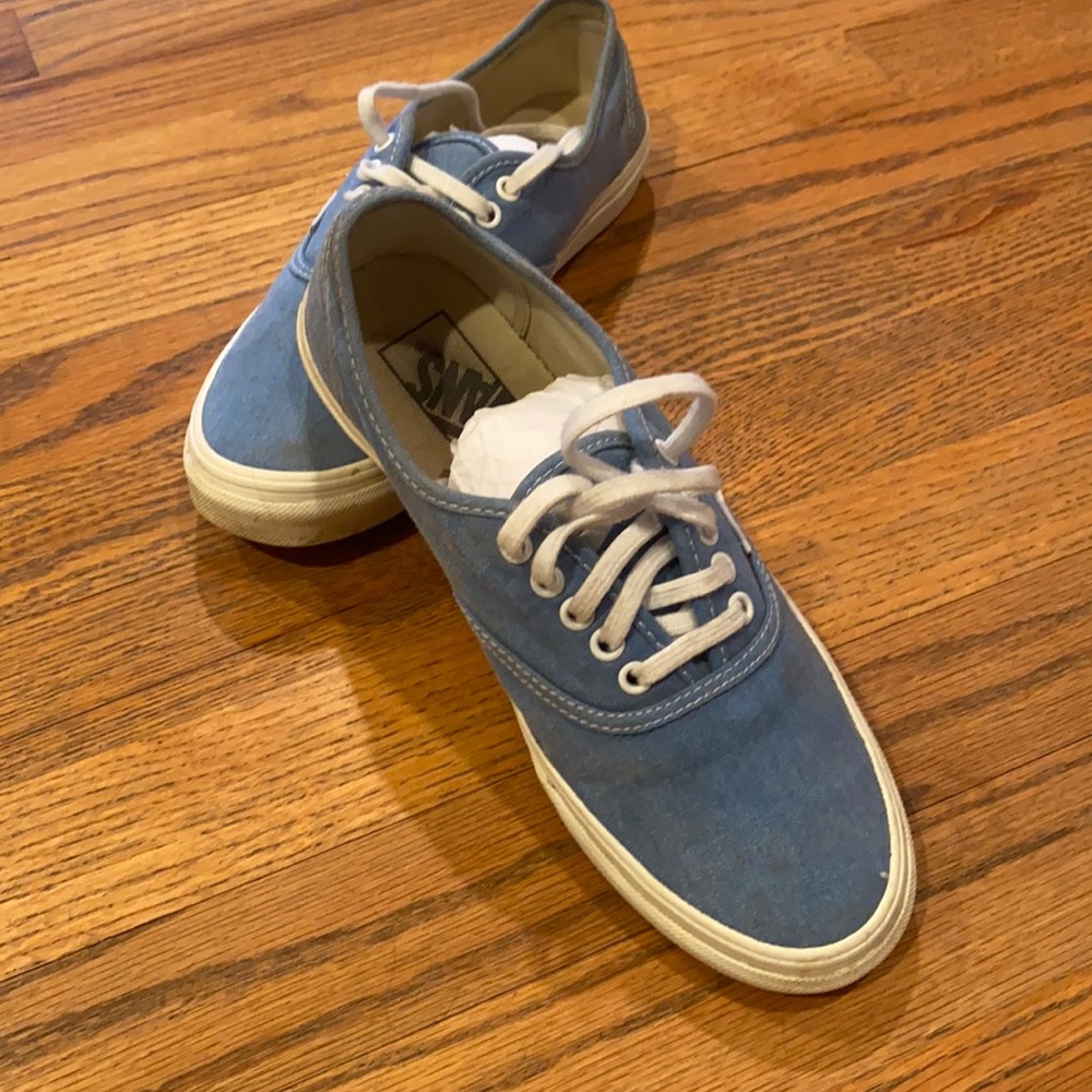 Vans lace up 7.5 blue